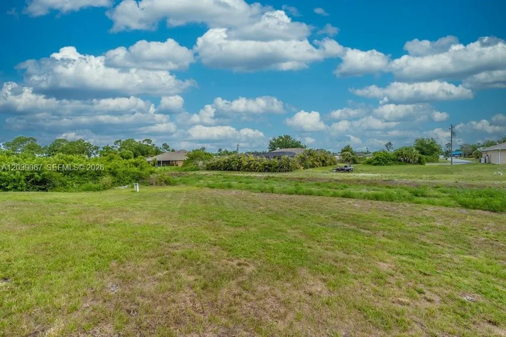 Property photo 30
