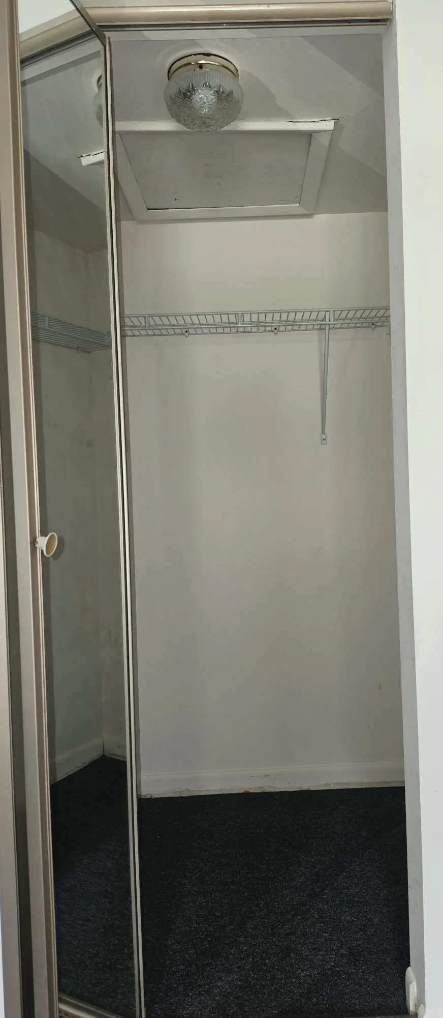 Primary Walk in Closet