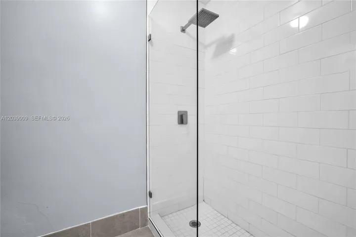 Master shower