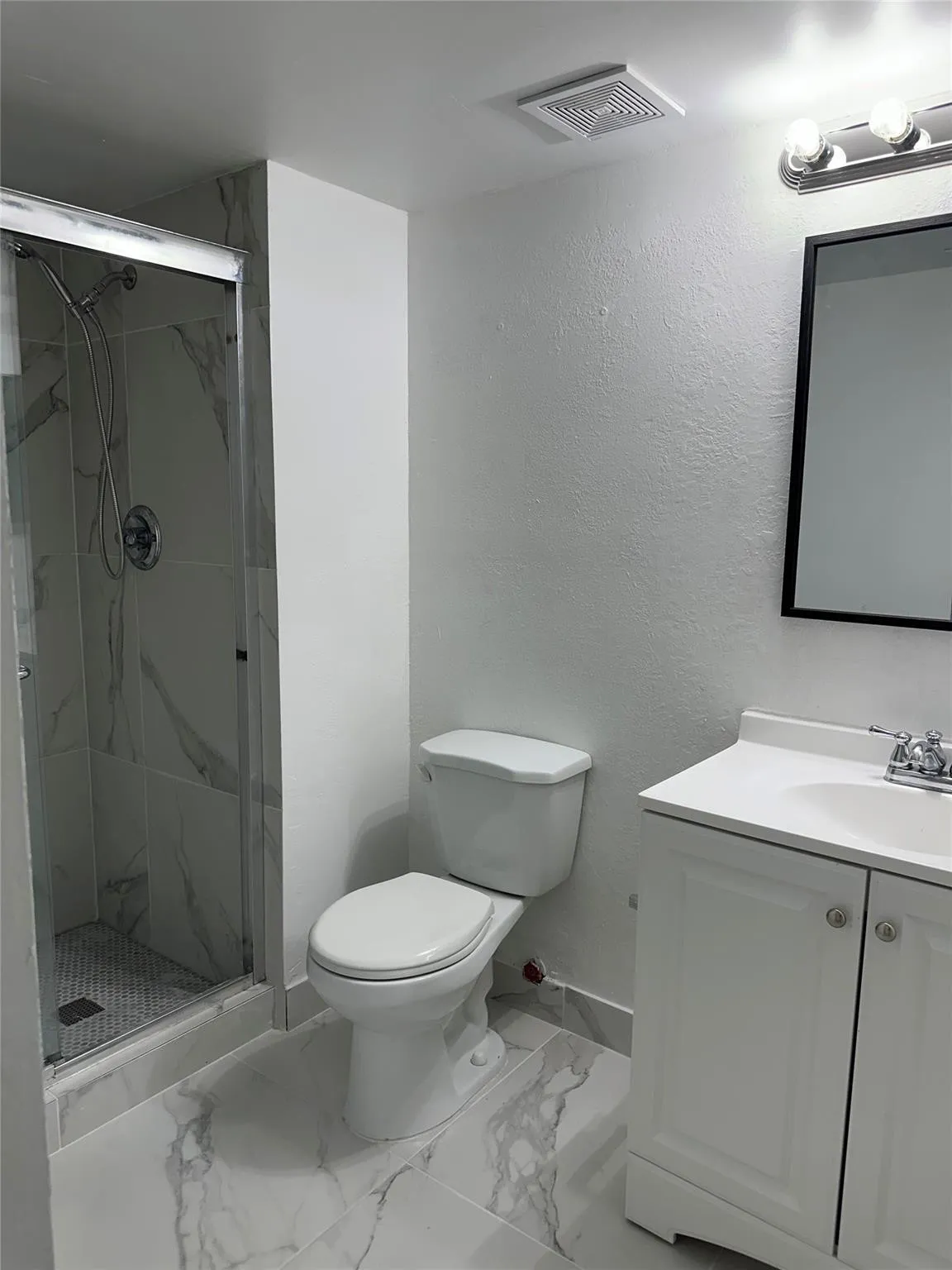 2 BATHROOM