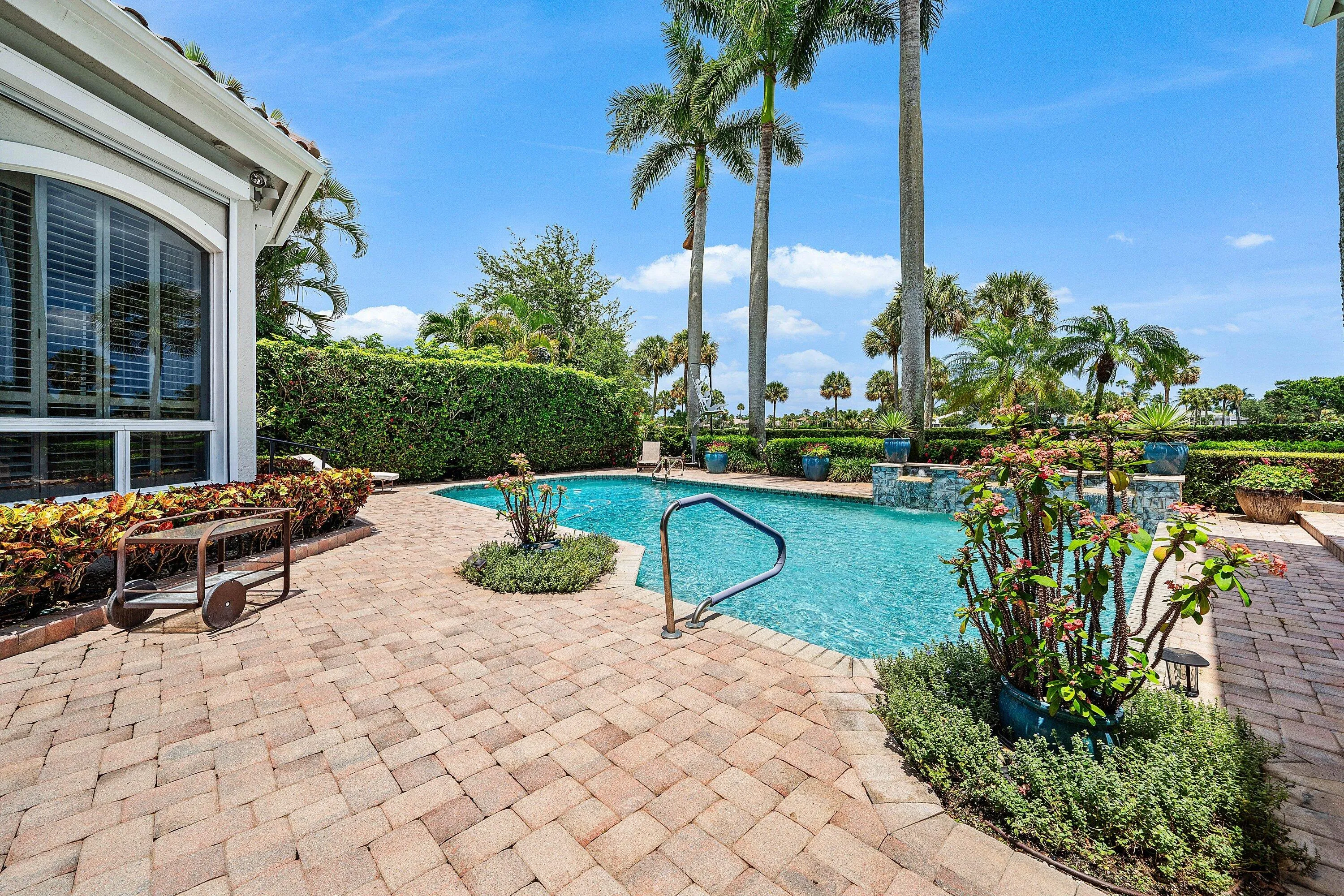 060-61SaintGeorgePlace-PalmBeachGardens-