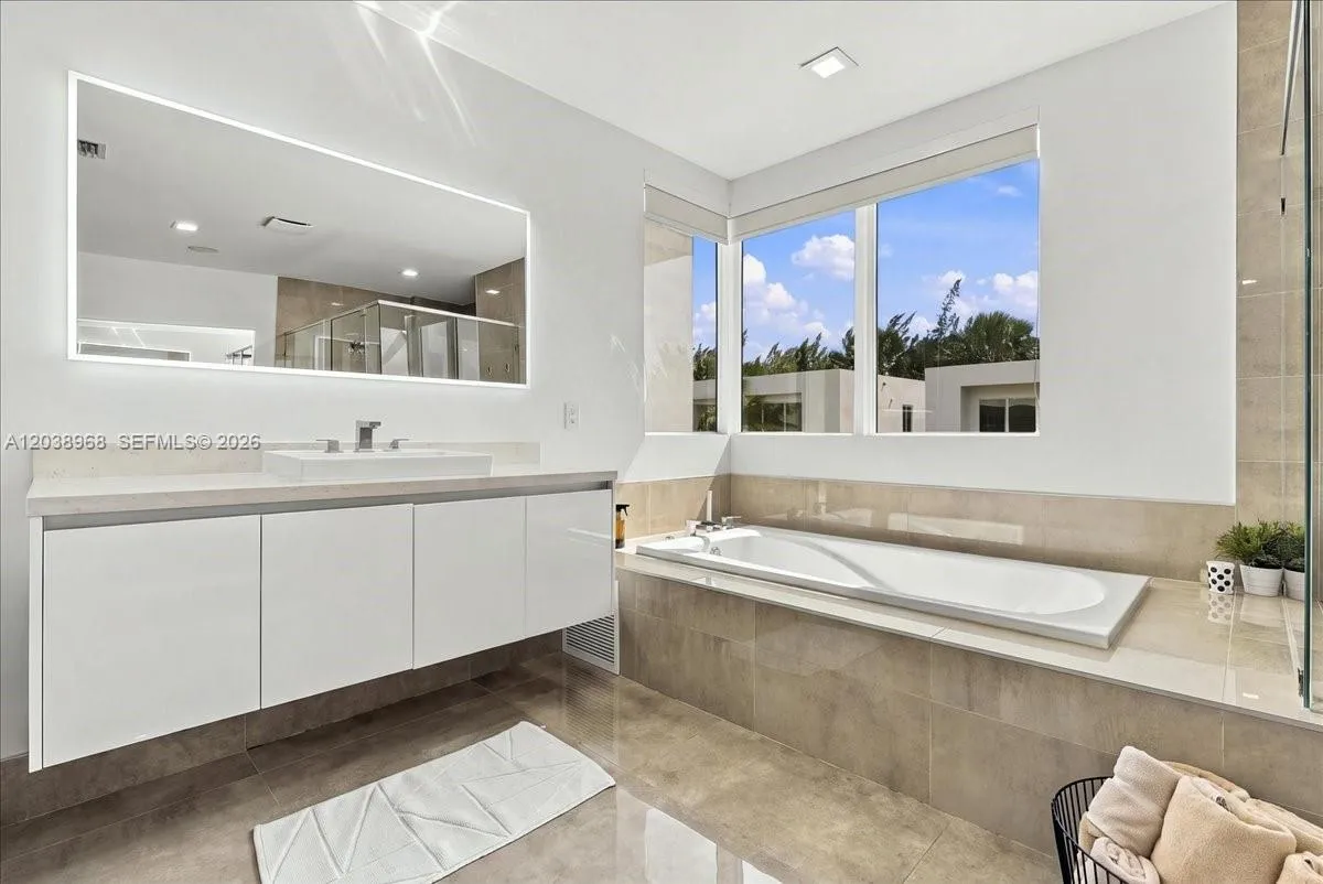 Property photo 52