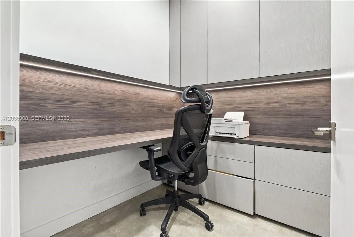 Property photo 25
