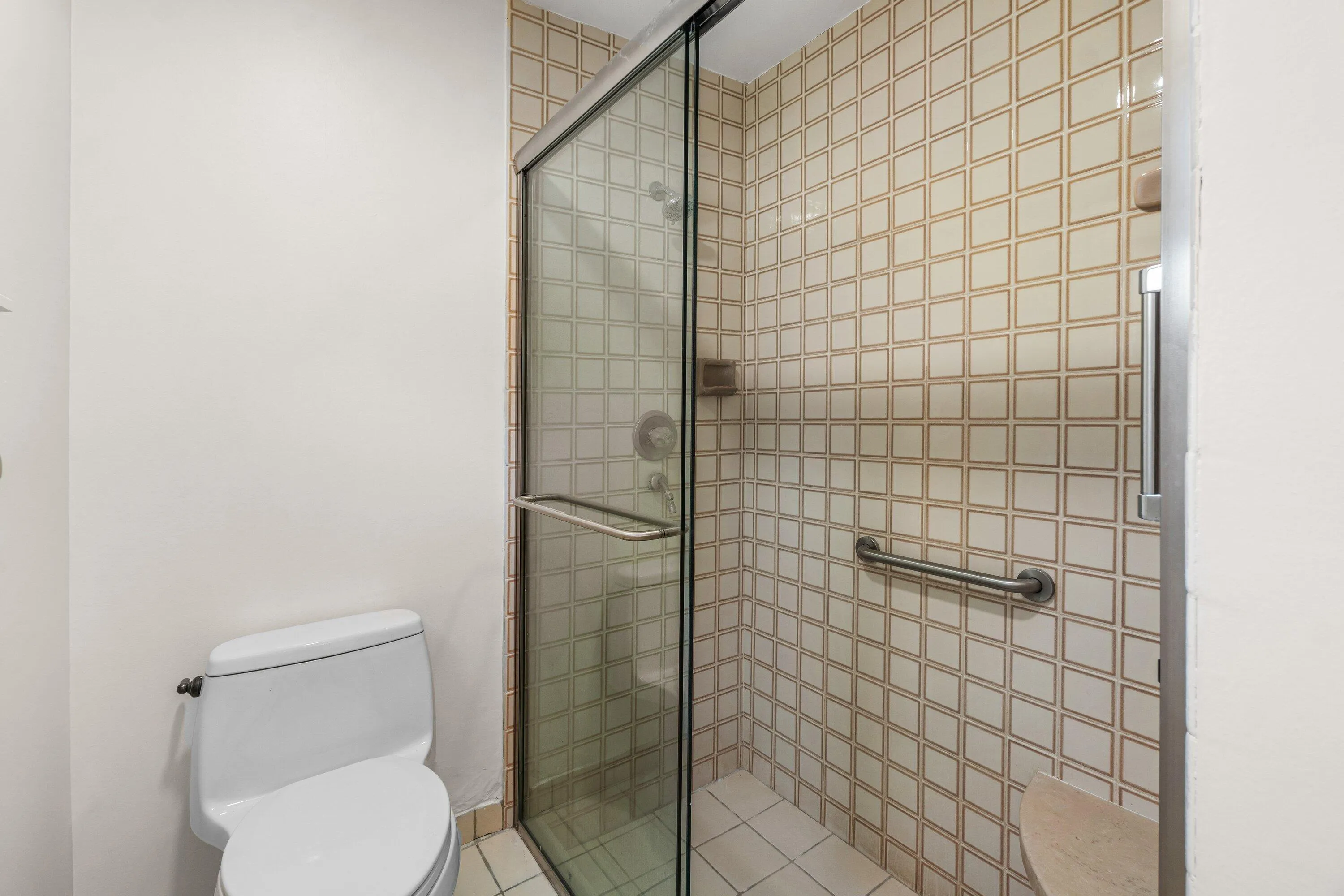 036-1051Southwest21stStreet-BocaRaton-FL