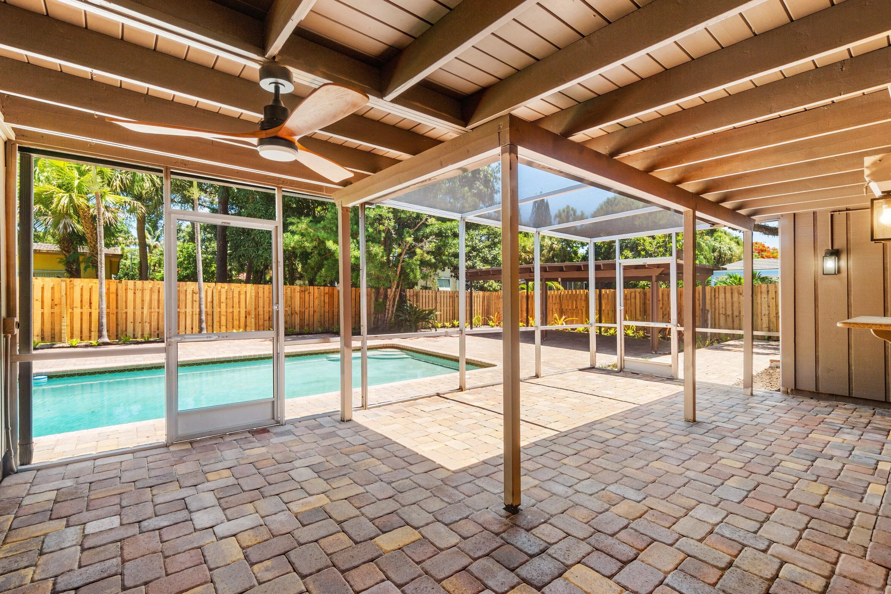 041-1051Southwest21stStreet-BocaRaton-FL