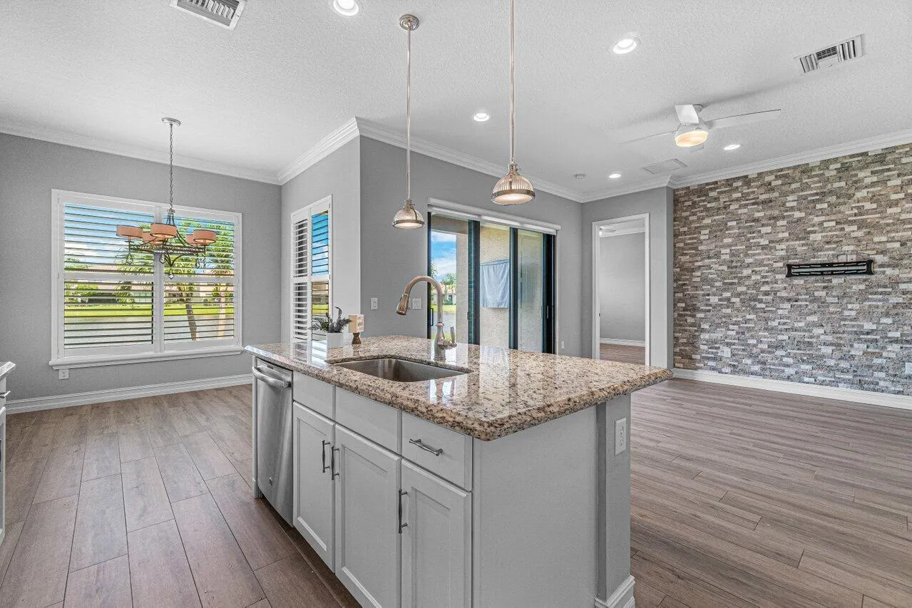 Living Room/ Kitchen Island
