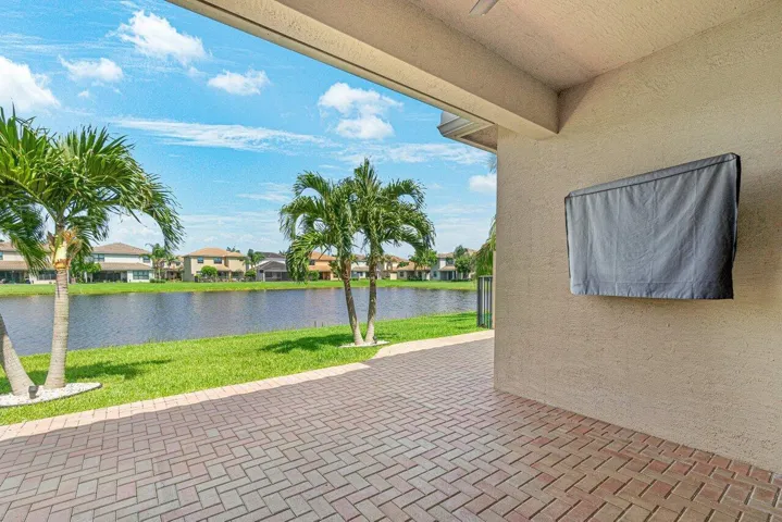 Patio w/ Lake View