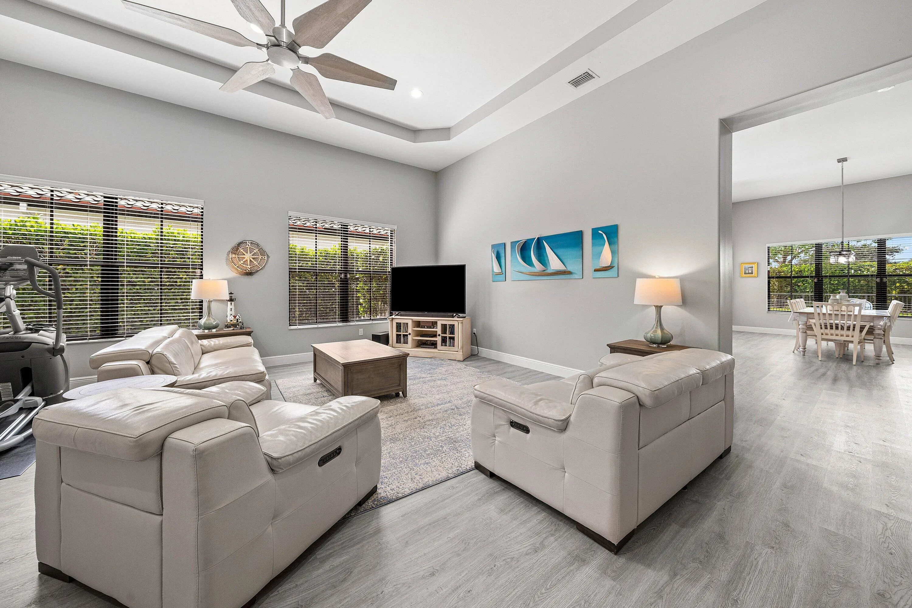 006-6304VireoCourt-LakeWorth-FL-33463-SM