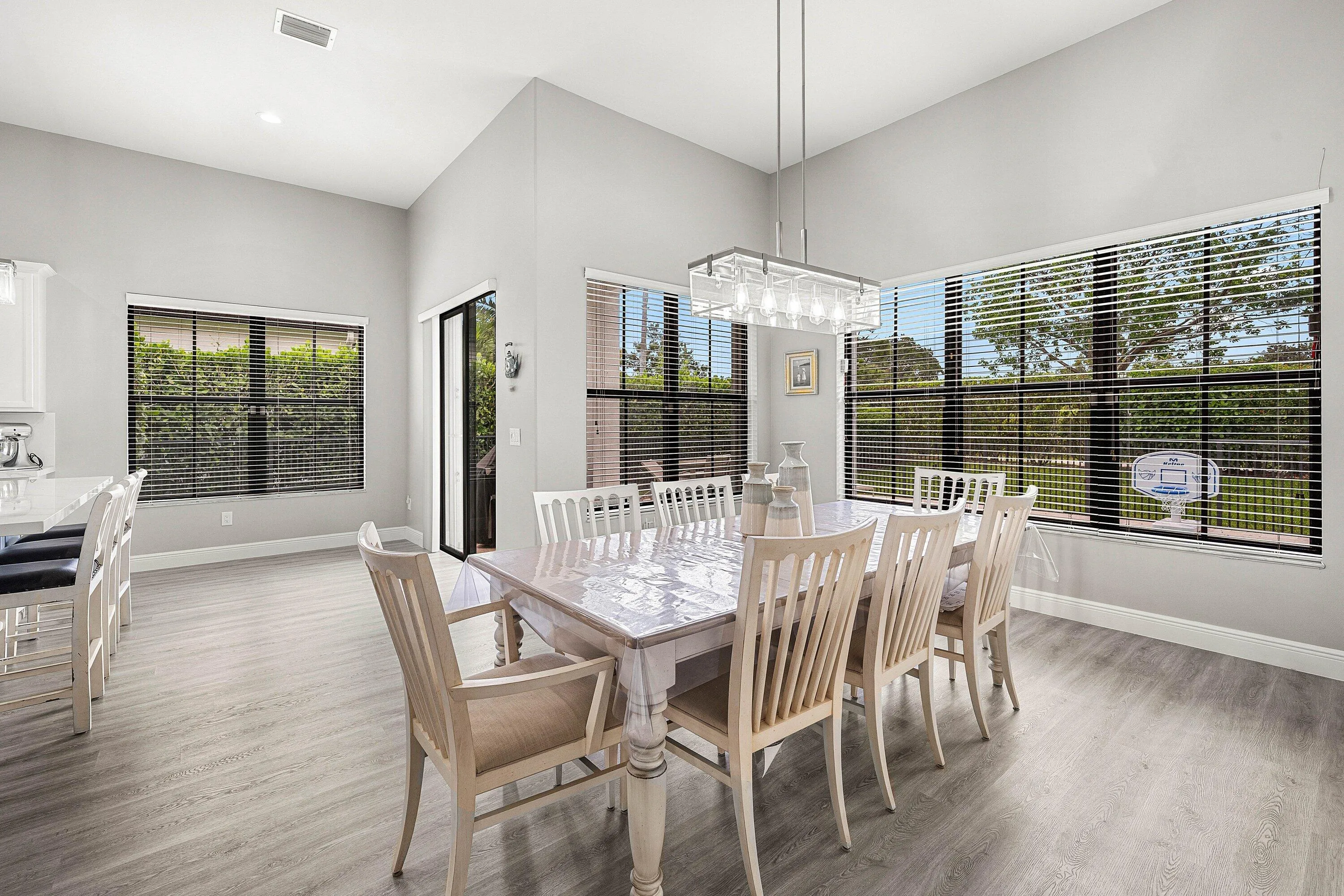 015-6304VireoCourt-LakeWorth-FL-33463-SM