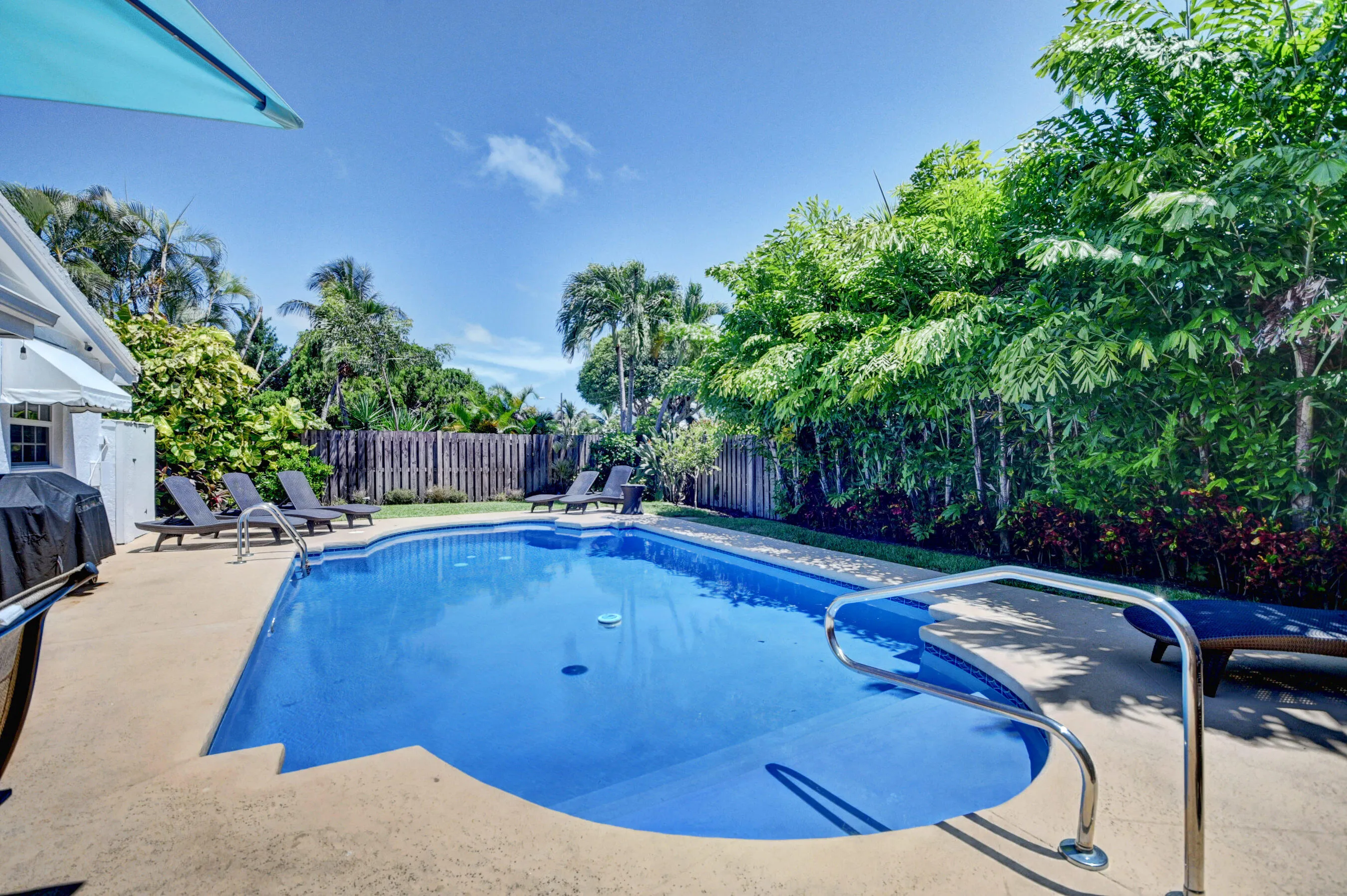 6th, pool