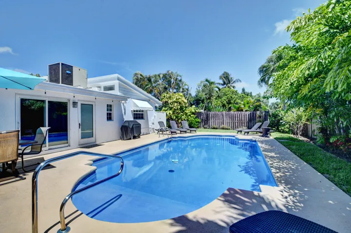 5th, pool