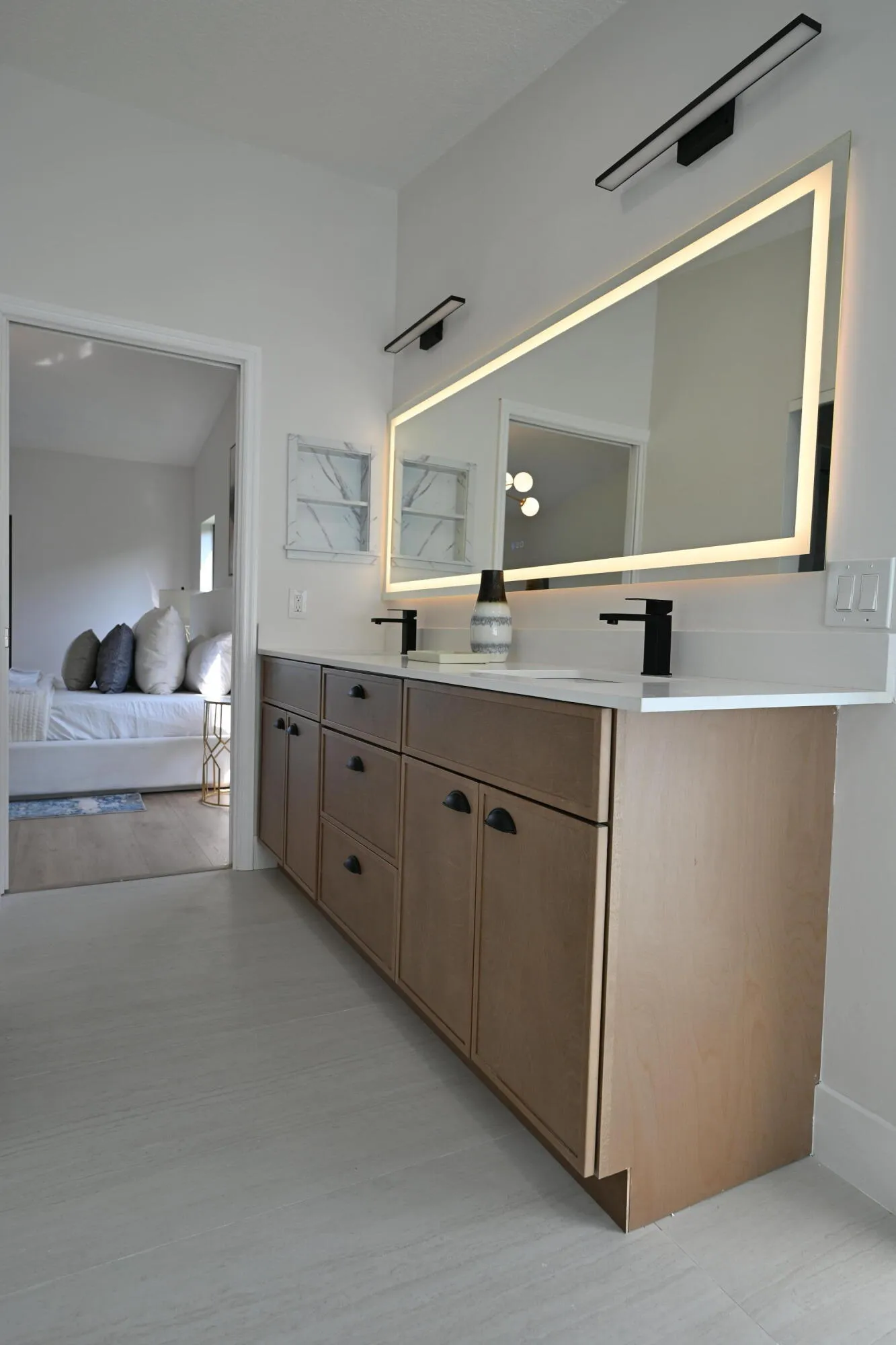 Master Bathroom 3