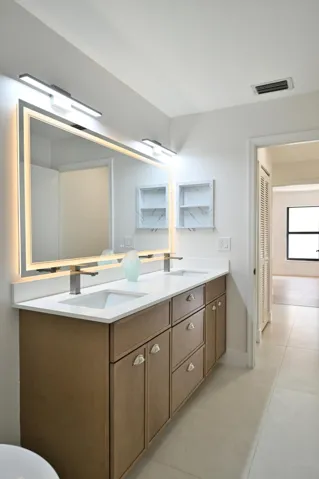 Guest Bathroom 2_2