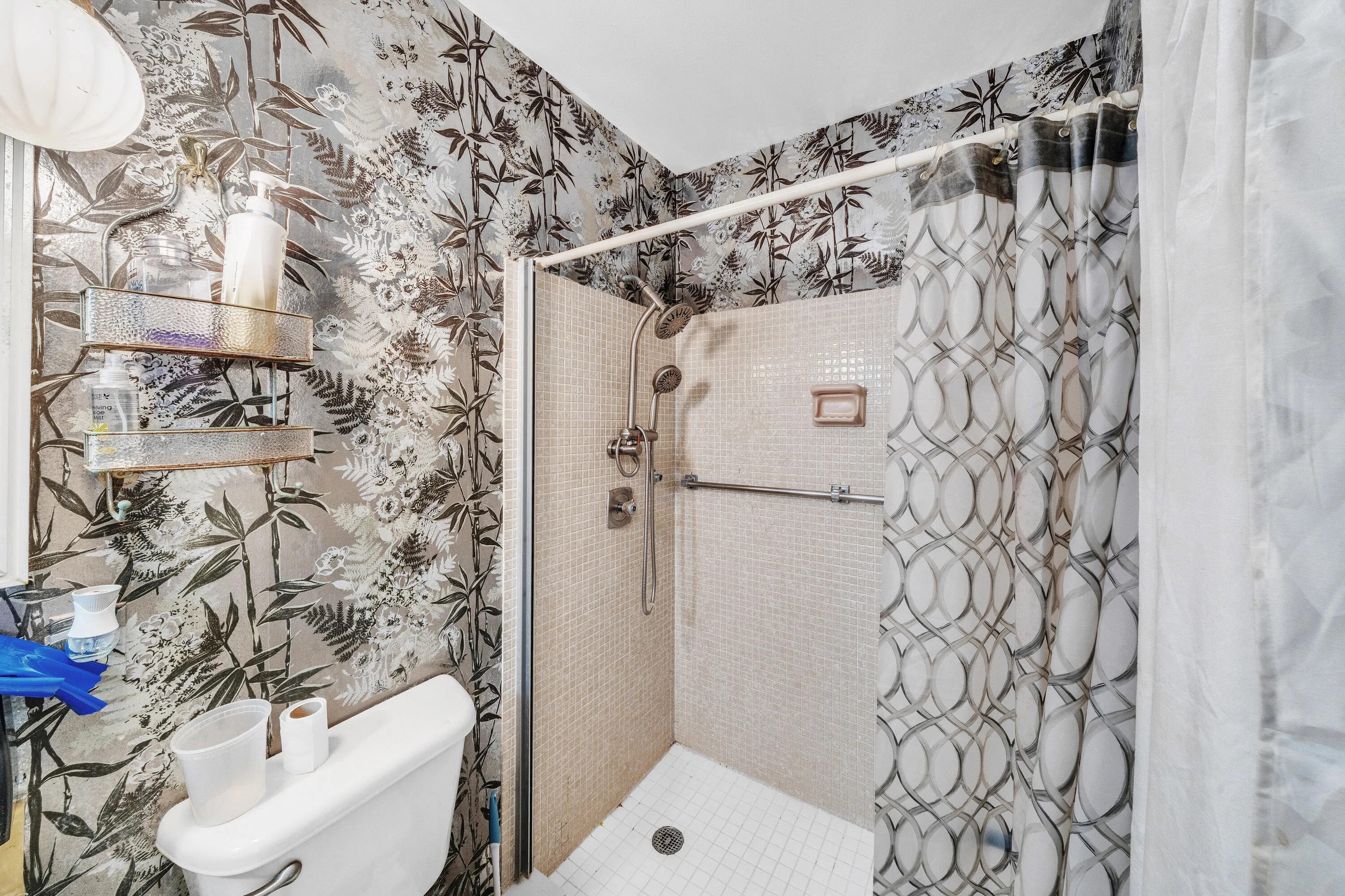7 Bathroom (2)
