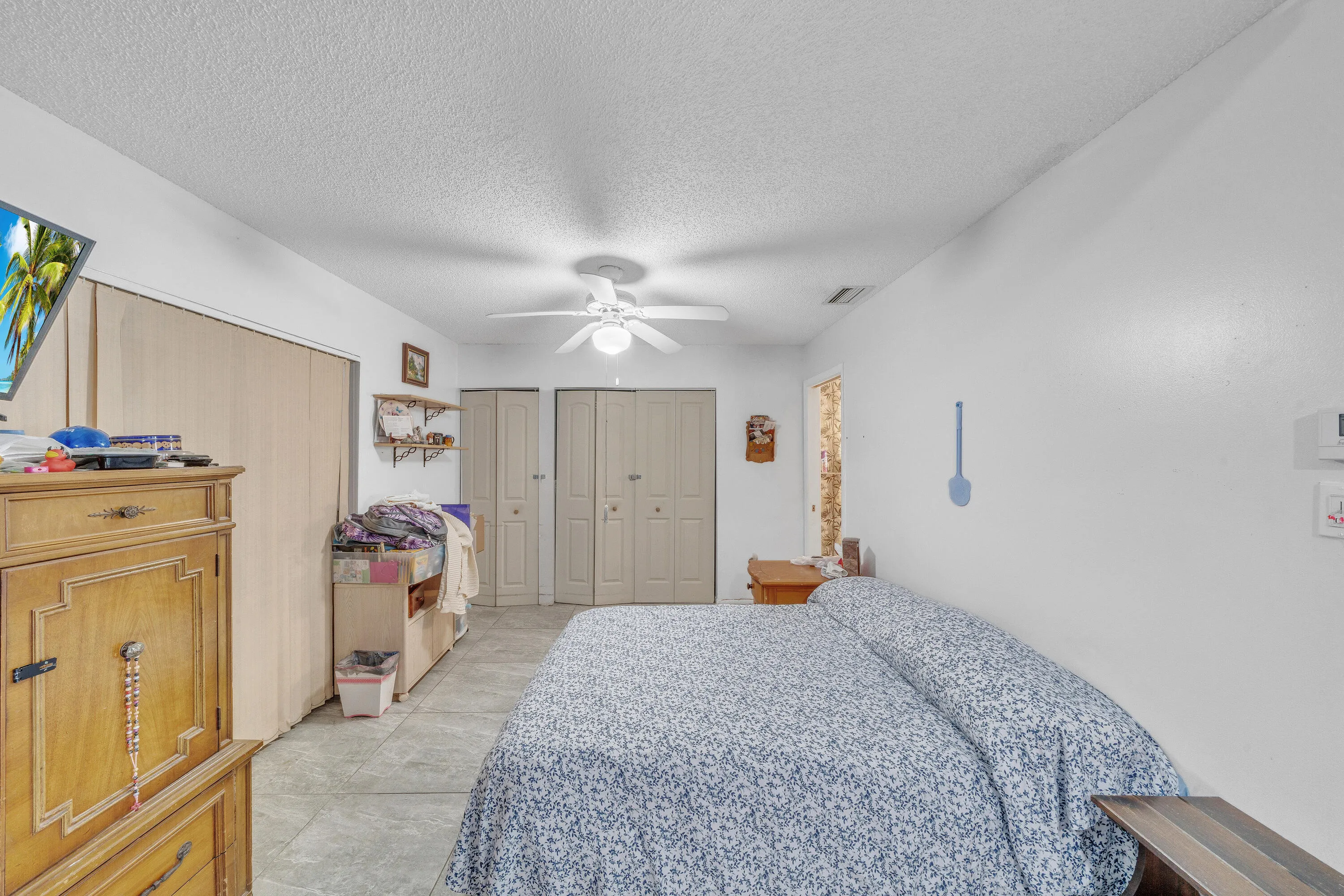 6 Bedroom A (2)
