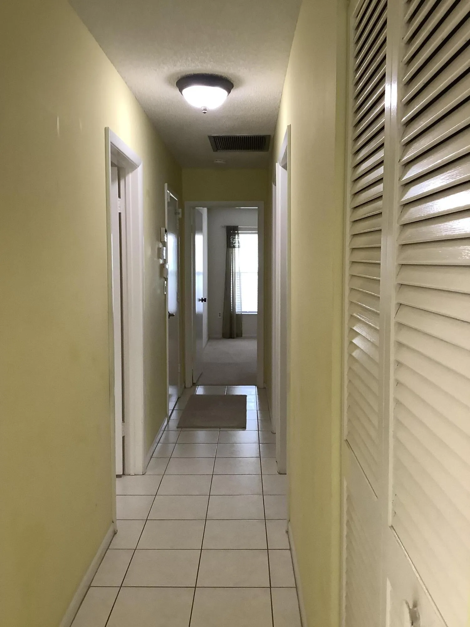 Hall to Bedrooms