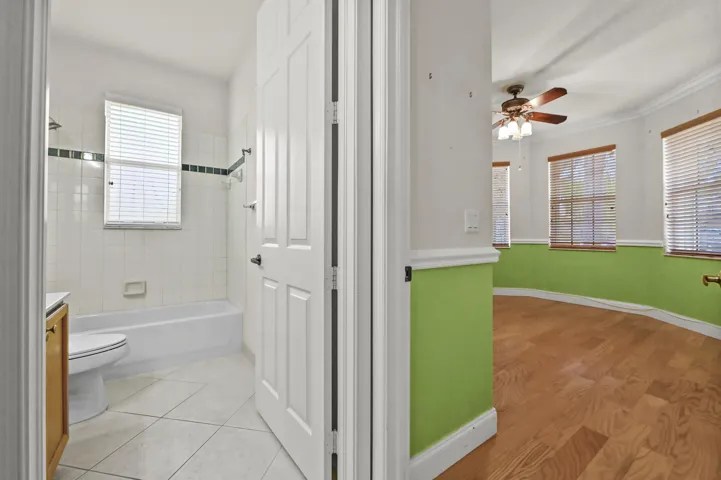 08 Hallway 01