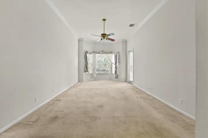 28 Bedroom 01