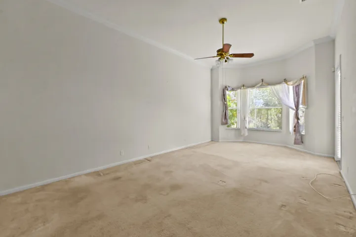 29 Bedroom 02