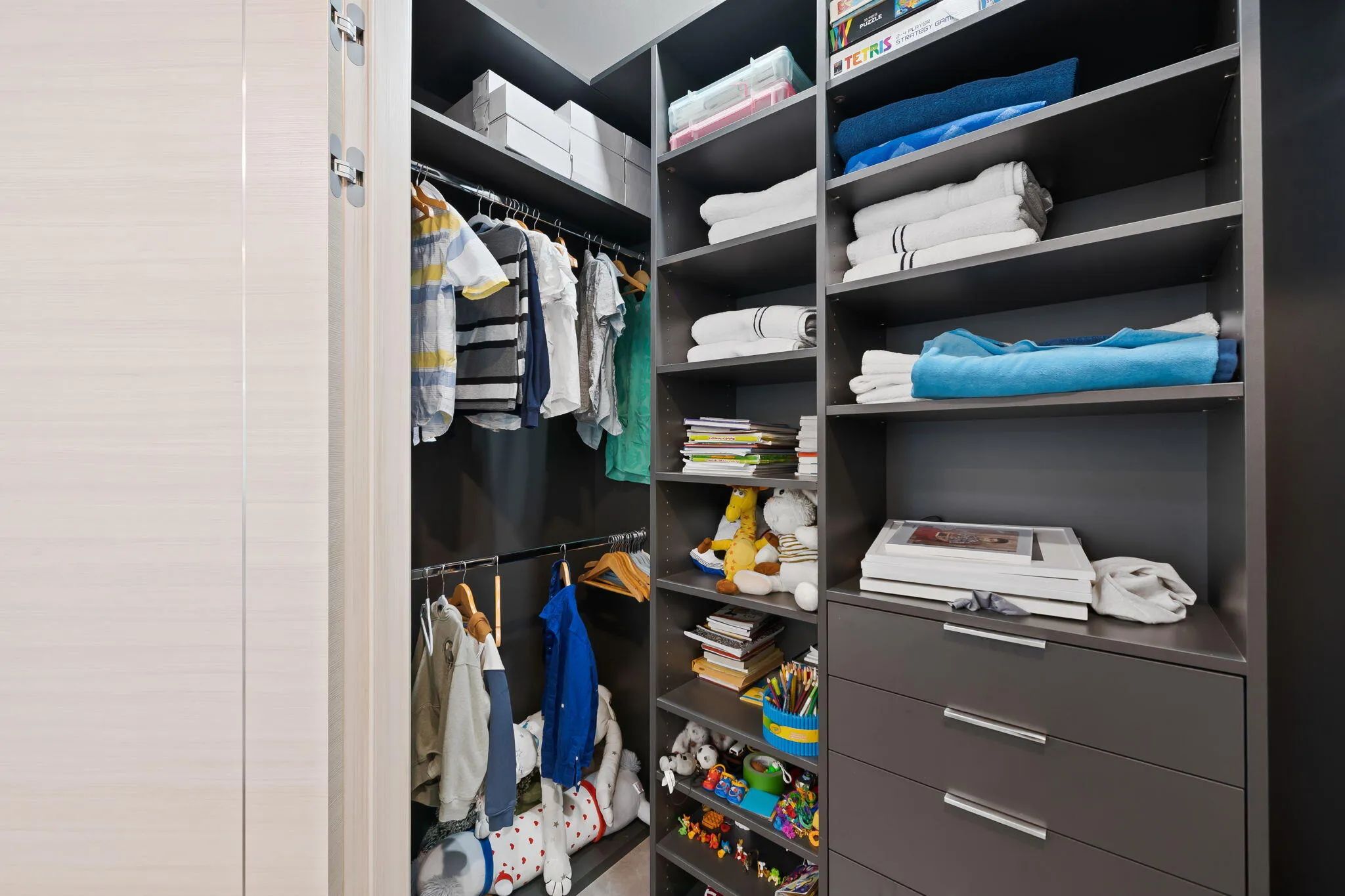 Guest Suite Closet