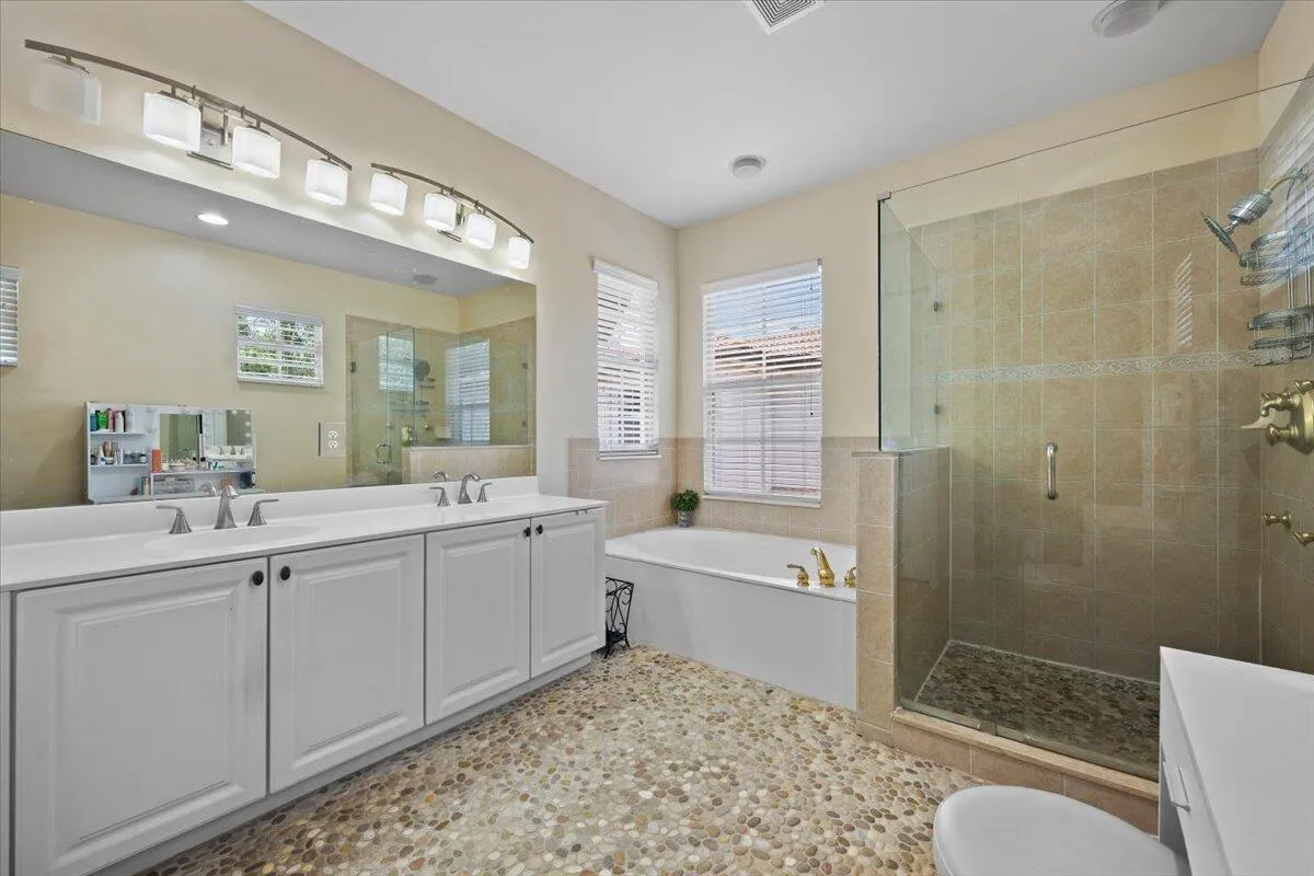 Owner's Suite Bathroom