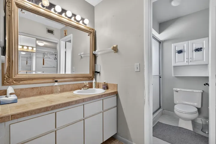 Ensuite bath