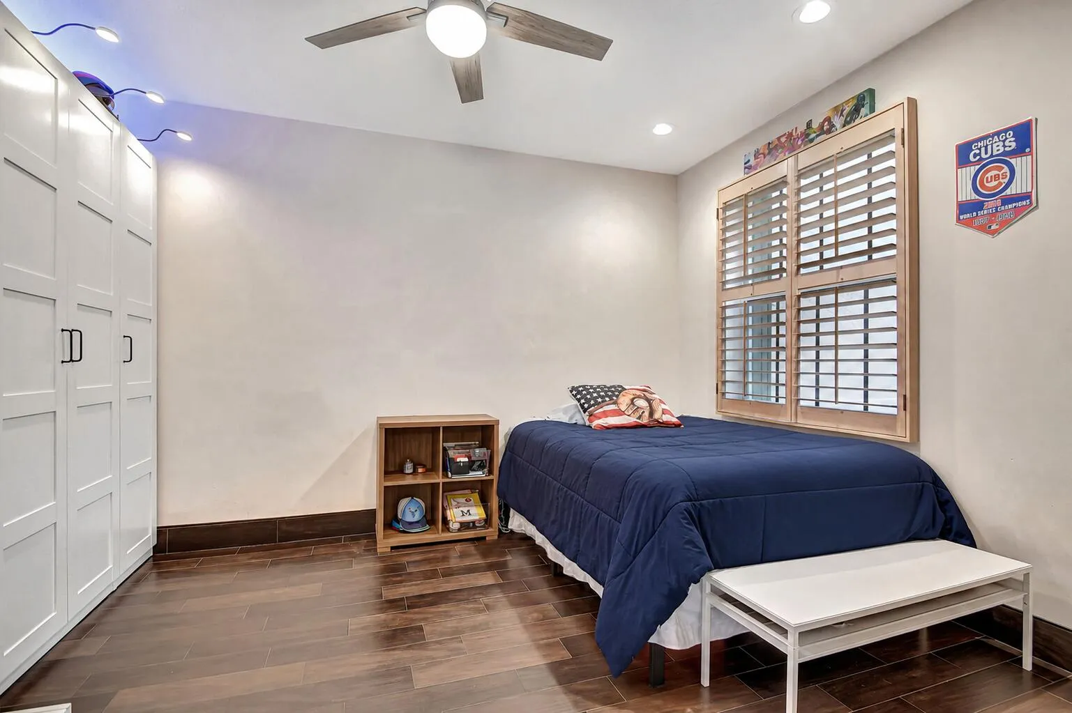 Bedroom/Den/Office