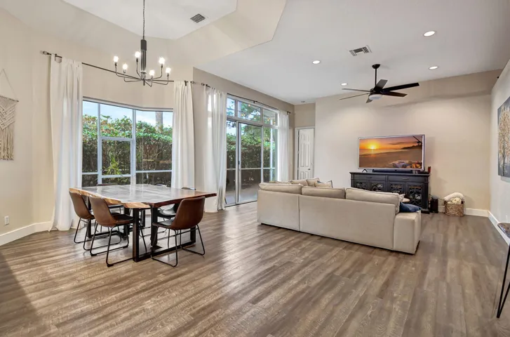 Dining/Living