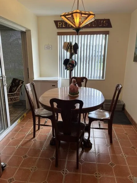 Breakfast area