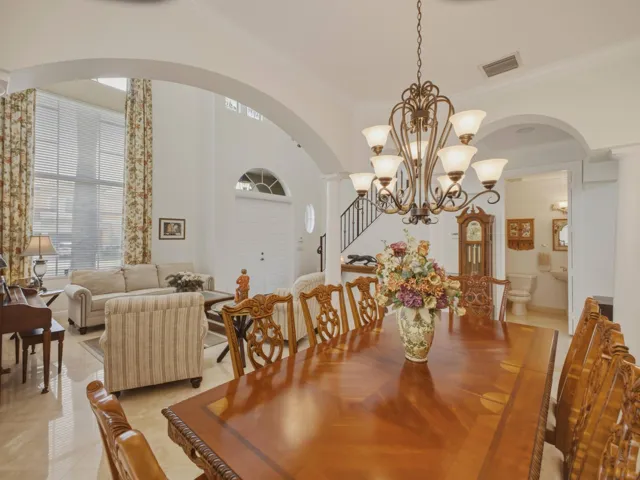 Dining to Foyer
