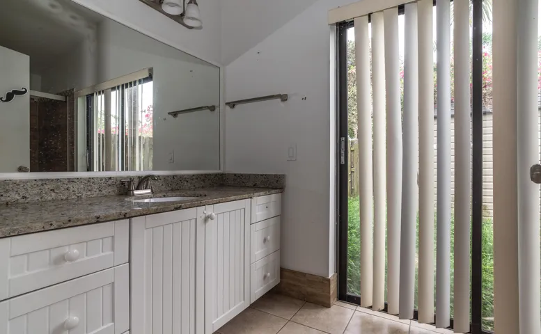 17-11690 Timberwood Rd-DSC_9671-MLS