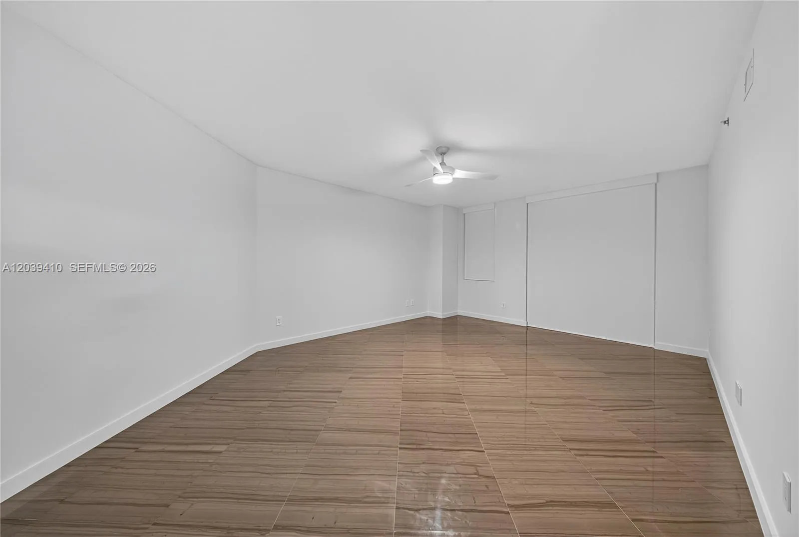 Master Bedroom with total darkness - remote control blackout blinds