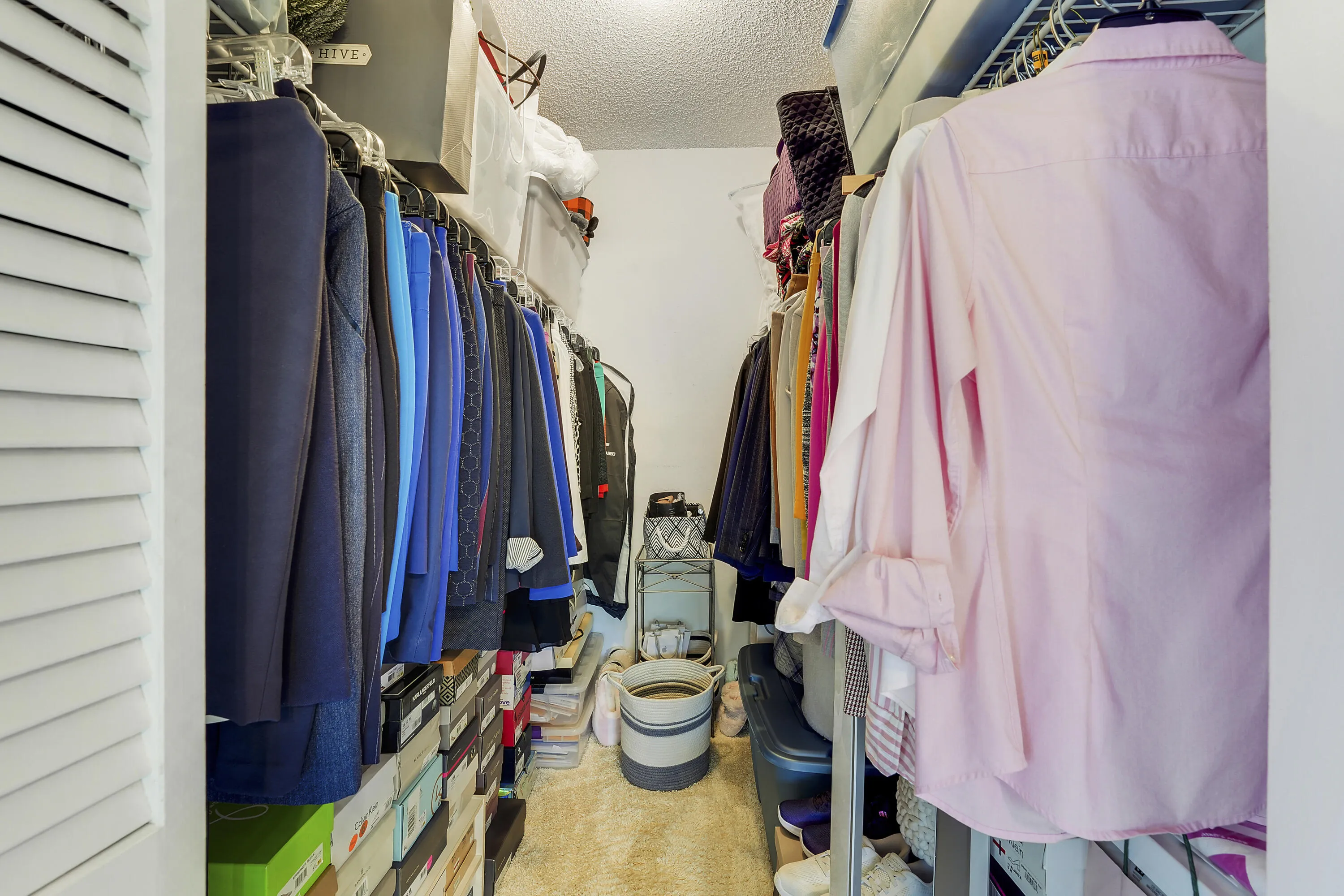 Walk-in closet