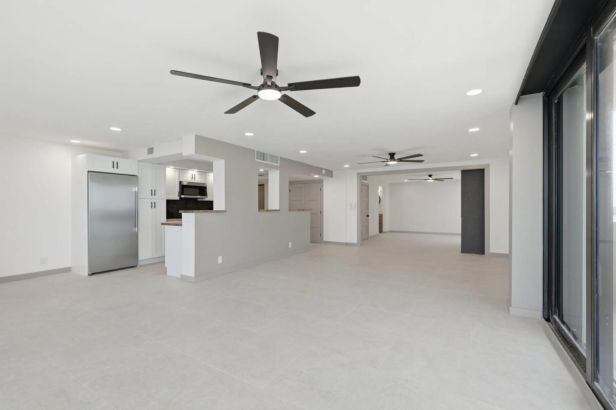 21-web-or-mls-5460_N_Ocean_Dr_Apt_6A_021