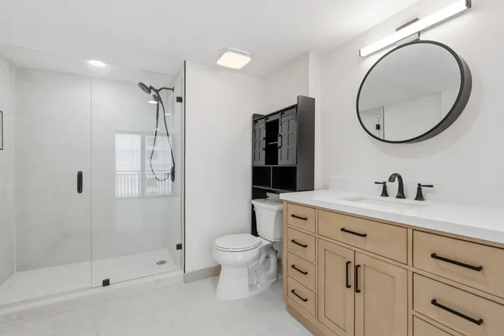 15-web-or-mls-5460_N_Ocean_Dr_Apt_6A_015