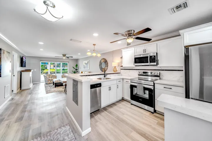 Kitchen/Living