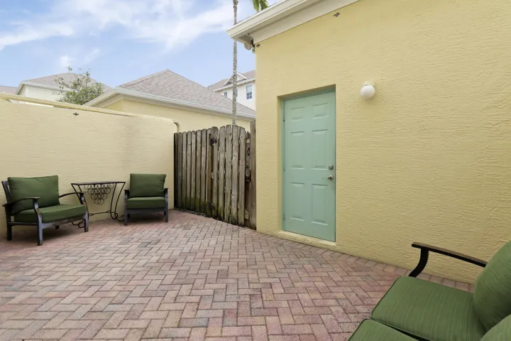 Courtyard patio