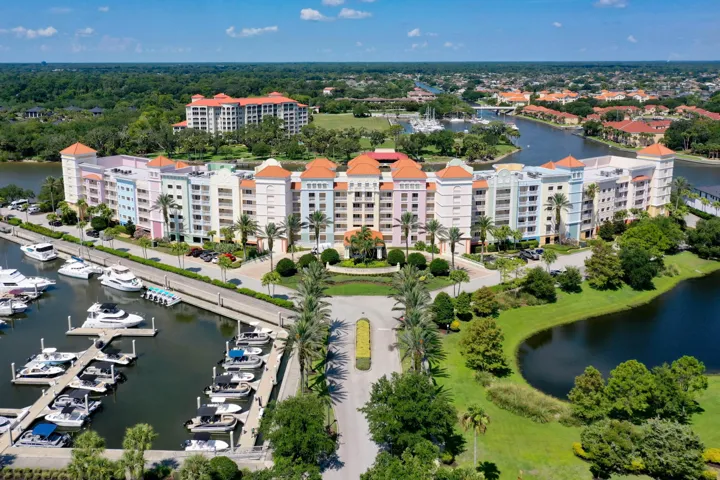 Yacht Harbor Marina features a state-of-the-art marina directly on the Intracoastal Waterway, complete with beautiful Bellingham floating docks designed to accommodate an exceptional coastal boating lifestyle.