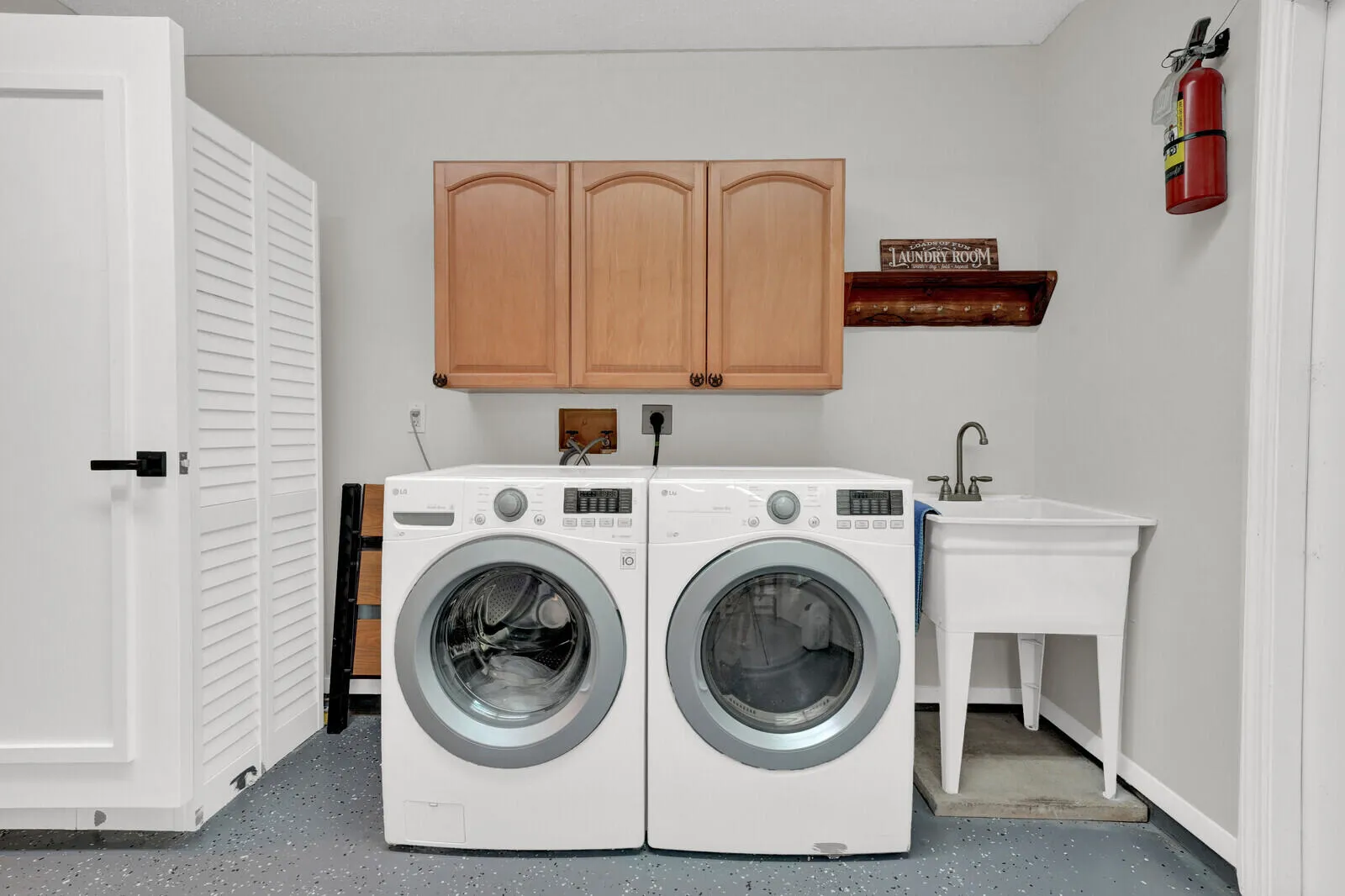 Property photo 33