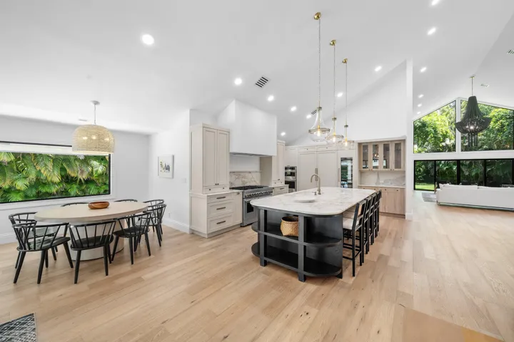 Kitchen table