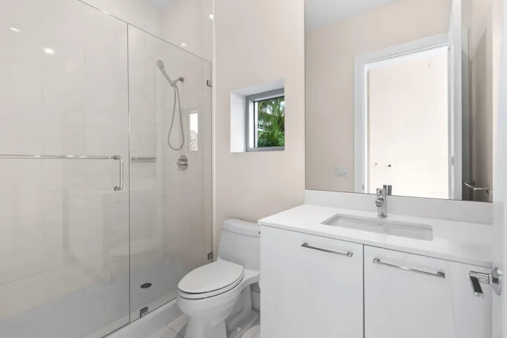 2WaterClubWay#301(42)