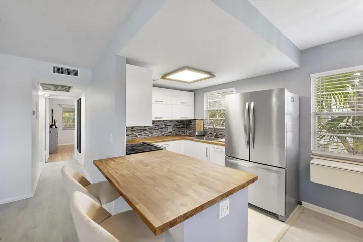 253 Prescott M