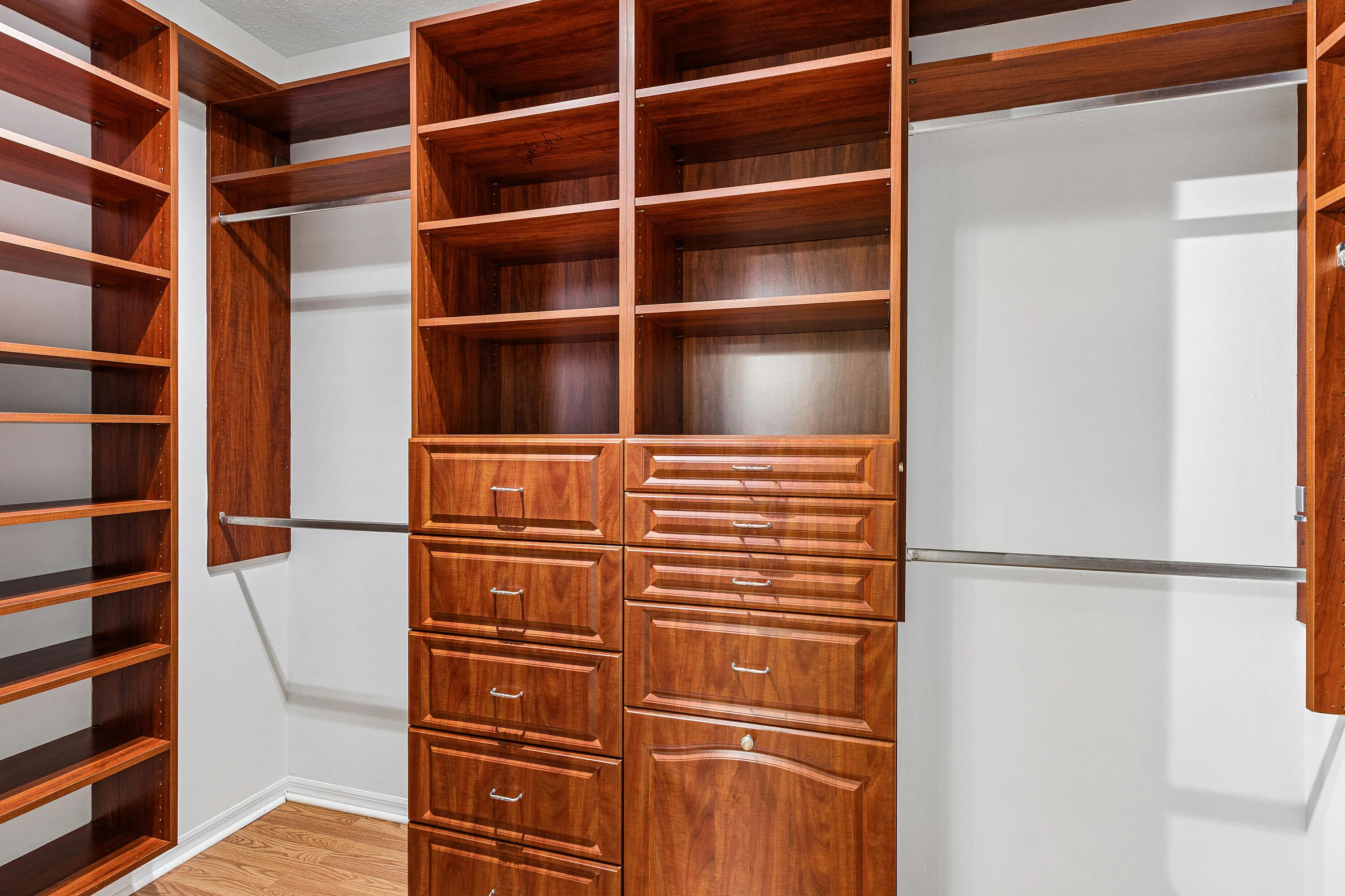 Custom Closet