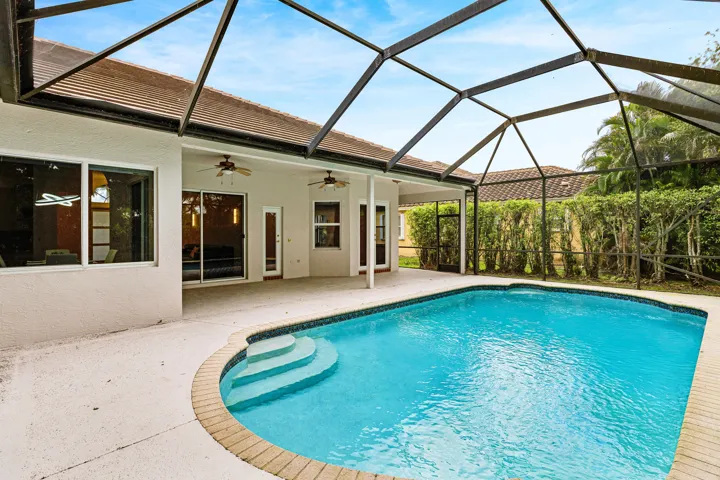 Screened Pool Area