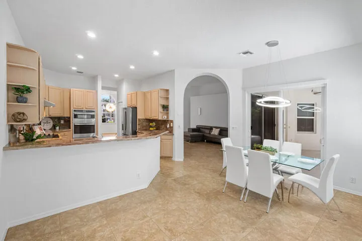 Dining Room/Kitchen