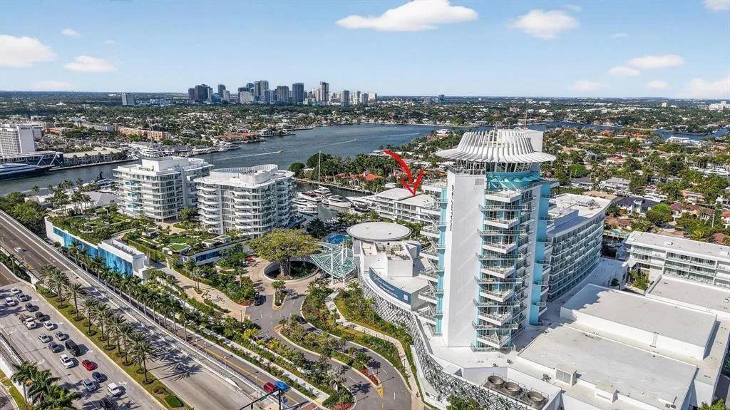 Pier 66 Hotel & Marina