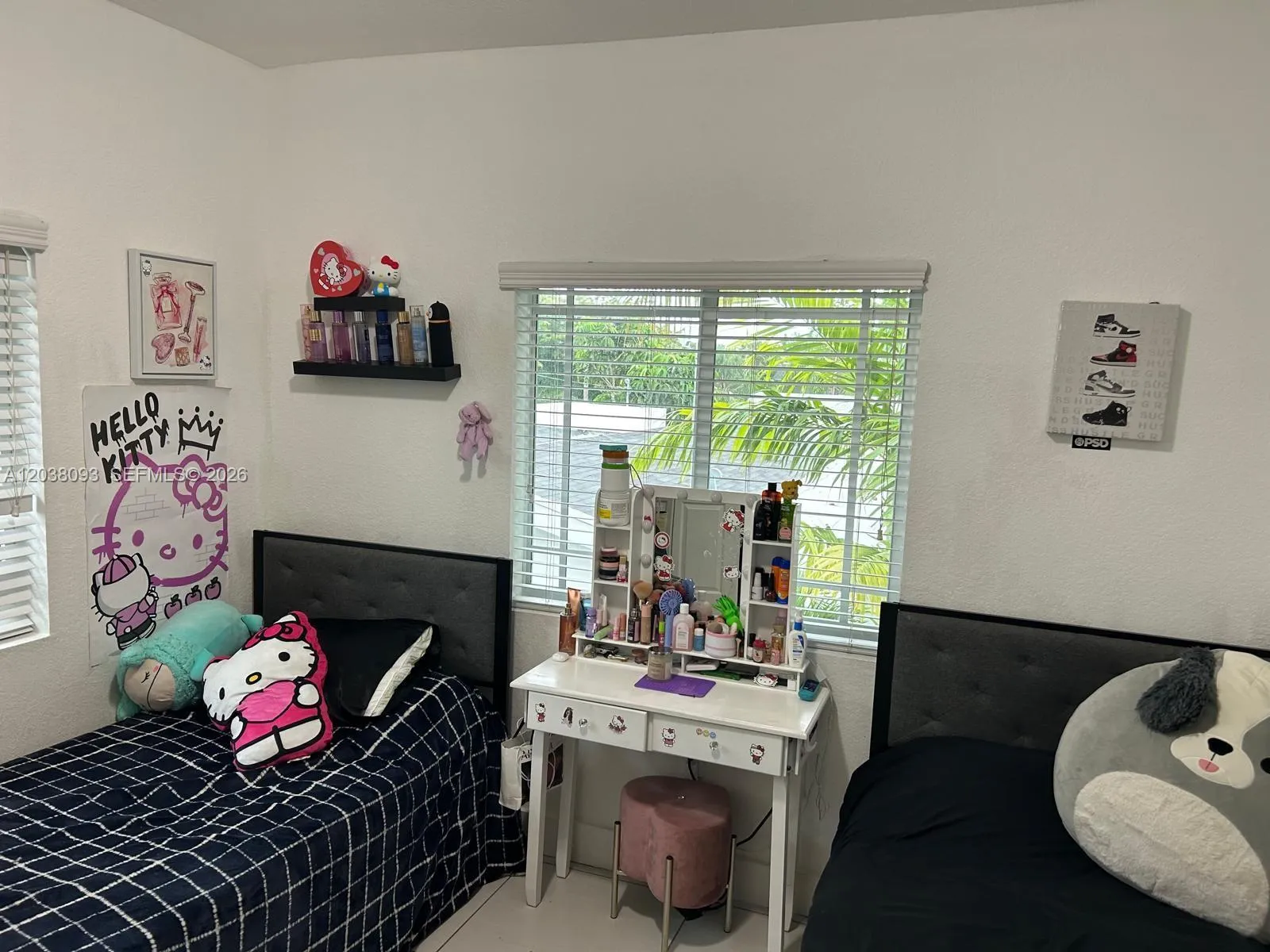 2nd Bedroom