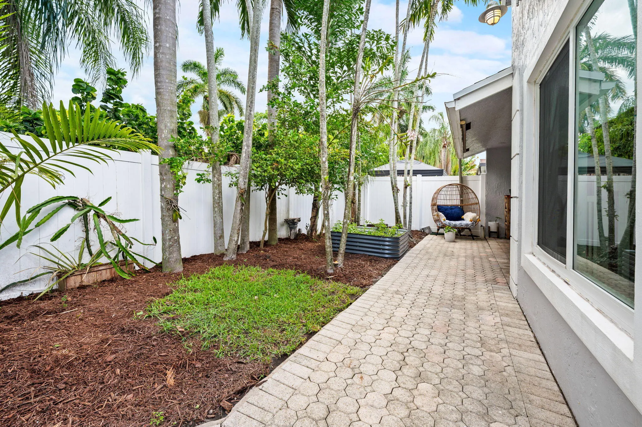25-web-or-mls-5591-sw-99th-ave