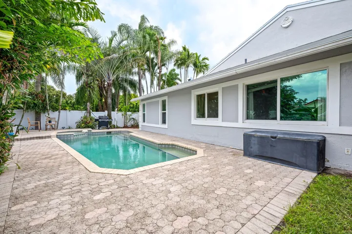 29-web-or-mls-5591-sw-99th-ave