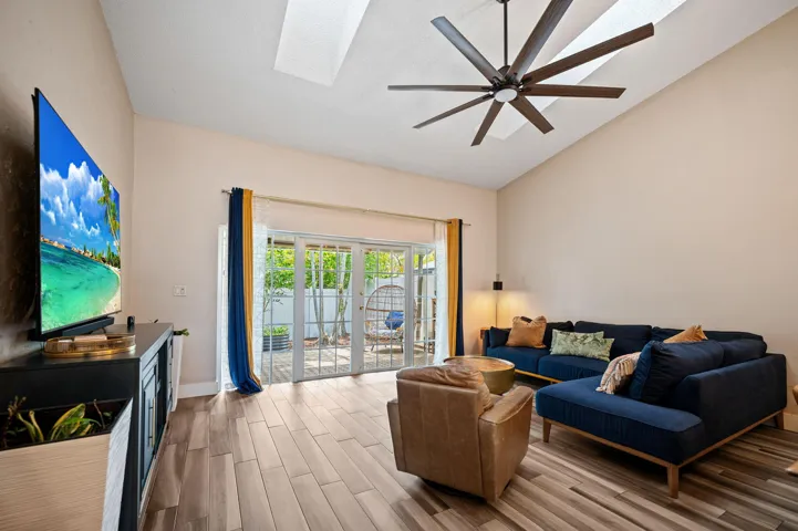 9-web-or-mls-5591-sw-99th-ave